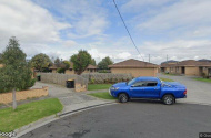 Garage space available for rent in Dandenong. Remote control entry. CCT Lighting.