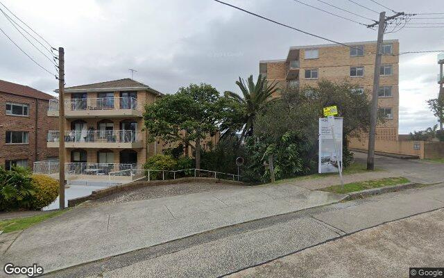 North Bondi - Great Undercover Parking close to Public Transport