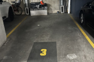 Secure parking close to Rose Bay Wharf