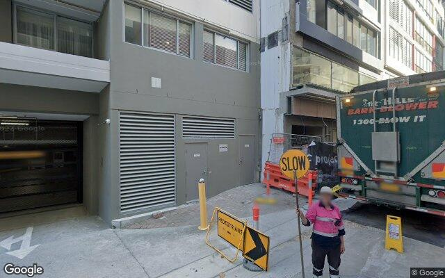 Great parking space opposite Crows Nest Metro