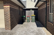Convenient and close access to Melbourne airport, tram to CBD, Tulla freeway, Westfield.