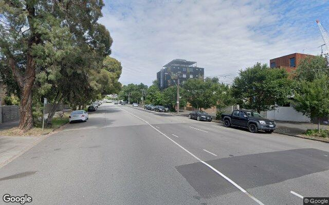 1 of 2 undercover parking spaces - close proximity to CBD, Queens Rd, Clarendon St and St Kilda Road