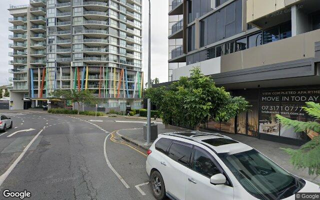 24/7 South Brisbane Parking - Peel St