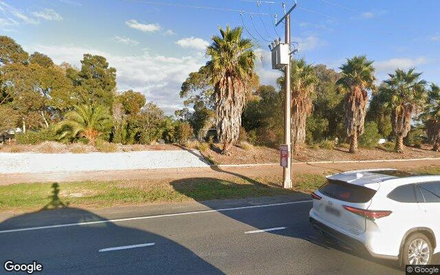 Bolivar - Secure Outdoor Car/Truck/Bus Parking on Highway One Holiday & Lifestyle Park