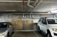 Convenient Parking Short Stroll to CBD, Milton & Roma St Stations
