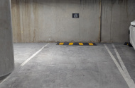 Brisbane City - Great Indoor Parking