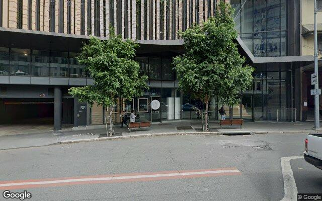 Spire Building - Valey, CBD or Spring Hill are walking distance away