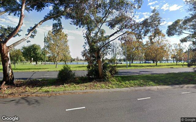 Melbourne - Secure Private Parking with Direct  Access to CBD Tram Line