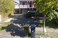 Short walks to UQ, PA hospital