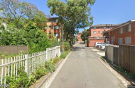 Warwick Farm - Safe Open Parking Space close to Train Station