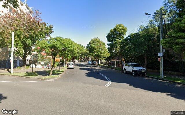 Motorcycle parking available - 5 min from station