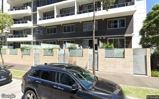 Secured Indoor Parking Space (7 mins to Rhodes Train Station)