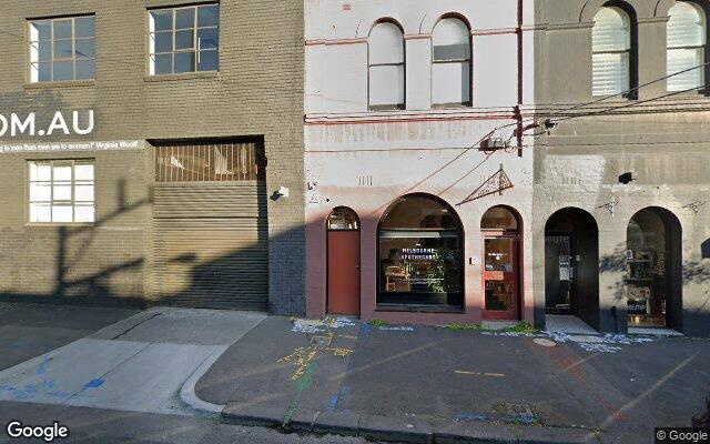 Easy, secure, fully enclosed garage near Smith & Gertrude St. Fits 2 cars. You're booking LEFT SIDE