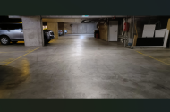 Melbourne - Great Parking opposite to Southern Cross Station
