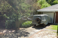 Driveway parking 1 minute walk to train station