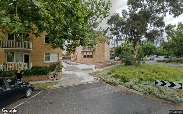 Elwood - Great Off Street Parking Near St Kilda