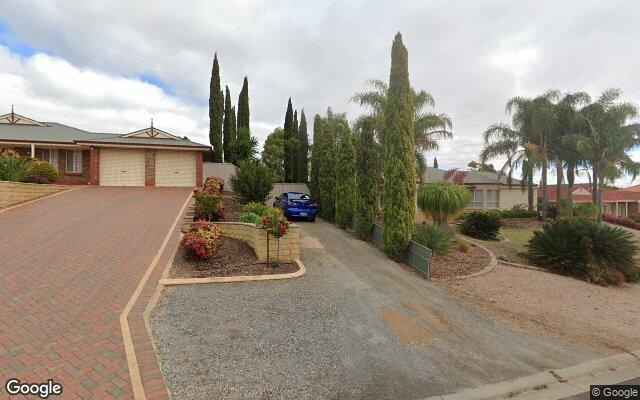 Gawler South - UNRESERVED Parking near Gawler Cinemas