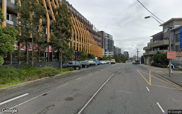 Secure undercover parking in Ivanhoe