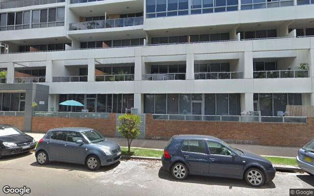 Great Parking space near Rhodes statiion