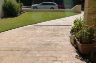 Great on drive parking space 1 k from C'bah Station -Only small to med cars SUV/4 WD - no vans sorry