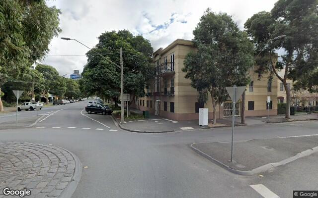 Southbank  - Indoor Parking Close to Shire of Remembrance