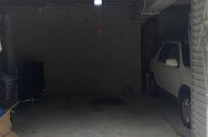Lock Up Garage for rent - Ideal for storage - available for May 2025 ONLY