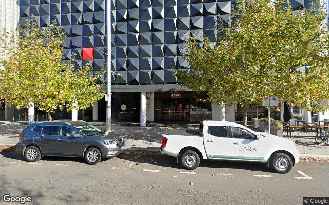 Secured parking in City (45 West Row)