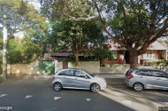 Great&safe parking area, about 10mn walk to crows nest station as well as victoria cross station.