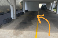 Undercover space near Bondi Westfield and Waverley Oval