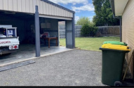 Garage, drive away are available