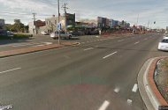 Undercover space very close to Ormond train station.