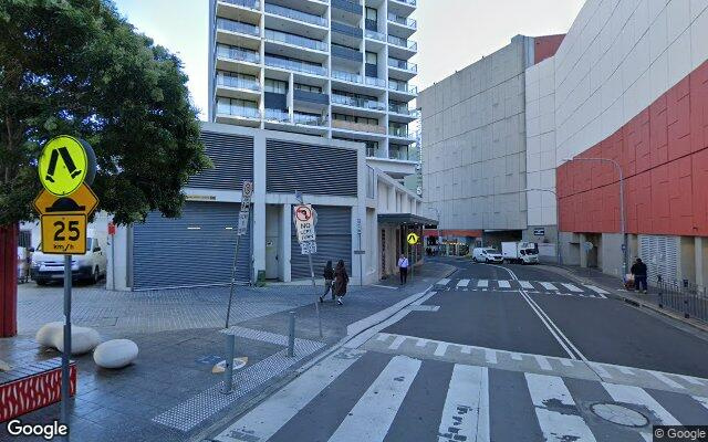 20 meters from Parramatta train station !!! (Lift Access)