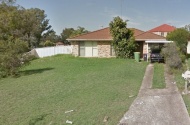Front Lawn in Claremont Meadows - Perfect Space for Boat or Caravan #1