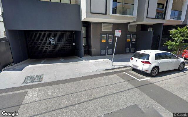 Great secure spot 60 metres from tram stop