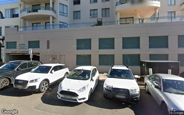 Coogee Beach Secure Undercover Garage In Best Location