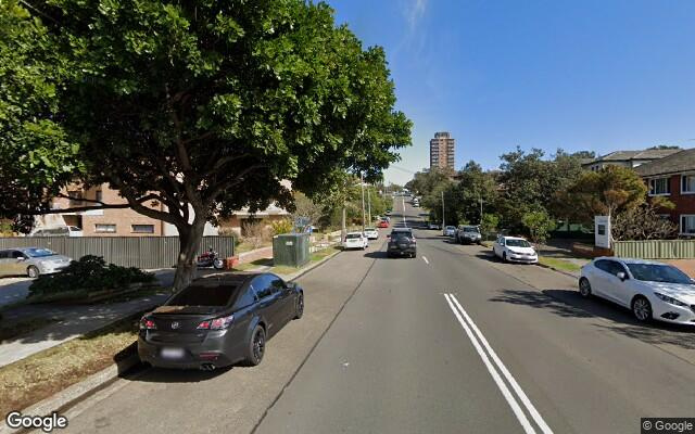 2 CAR SPACES FOR THE PRICE OF 1! , 2 min walk to Cronulla Beach!