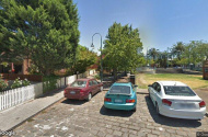 Secure carpark, 8 min walk to Footscray train stain, access to 4 train lines, quiet street by park