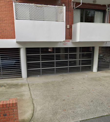 Richmond - Safe and Secure Carpark close to Bridge Road