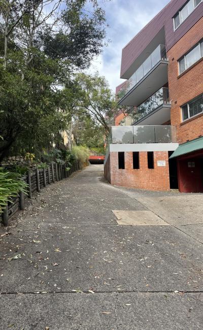 Oversized and undercover, close to beach and wharf, quiet off road location
