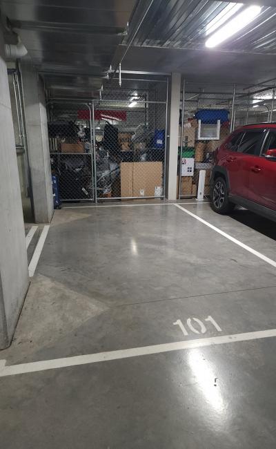 Great parking near Austin Hospital, Burgundy Street