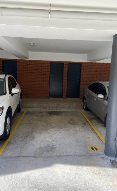 Secure, easy access space in great location!