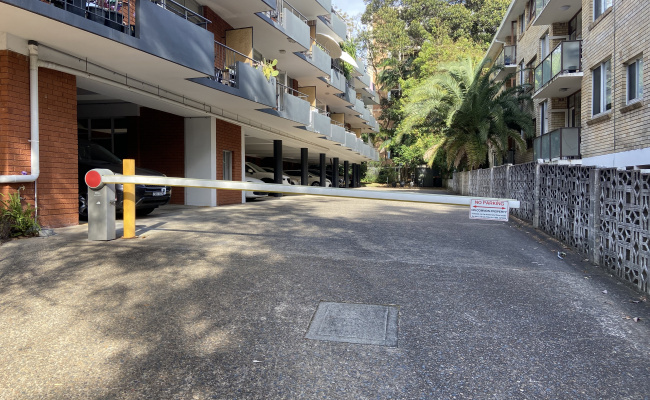 Secure, easy access space in great location!