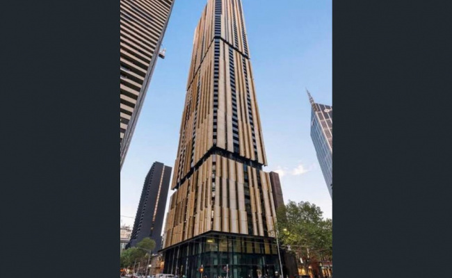 Melbourne CBD Empire Apartment motorbike space for lease