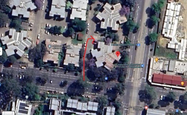 Parking Tram#57, #58, #59, Bus#402, Hospital, Uni & CBD