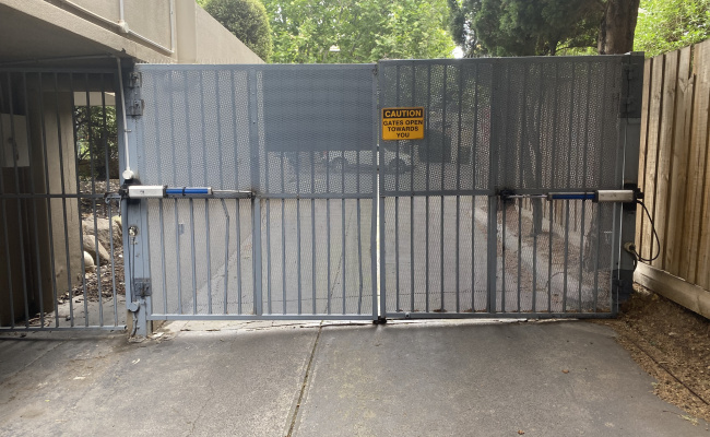 Easy access security parking near Fitzroy St