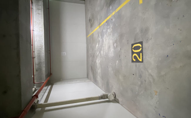 Secure ADE TCE parking in heart of CBD, by free bus route into city centre - remote access & CCTV