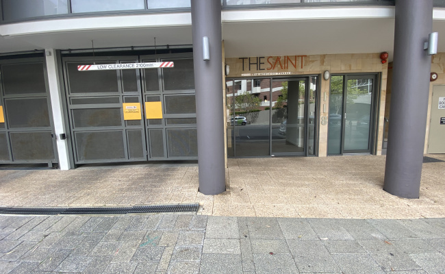 Secure ADE TCE parking in heart of CBD, by free bus route into city centre - remote access & CCTV