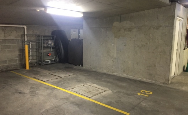 Handy to St Leonards Stn & Crowsnest Dining Strip