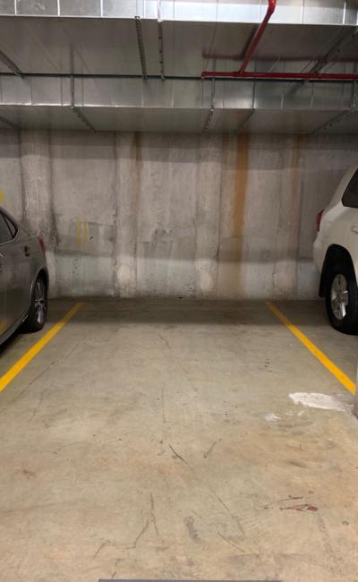 Secure underground parking space in St Leonards