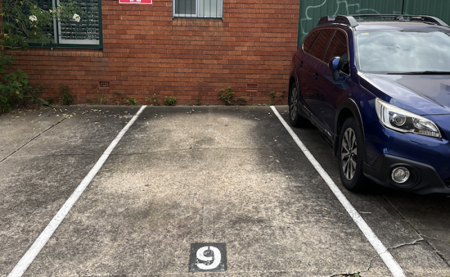 Spacious parking spot in the heart of Newtown
